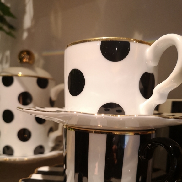 Meet your Posher, Sue - Picture 1 of 1